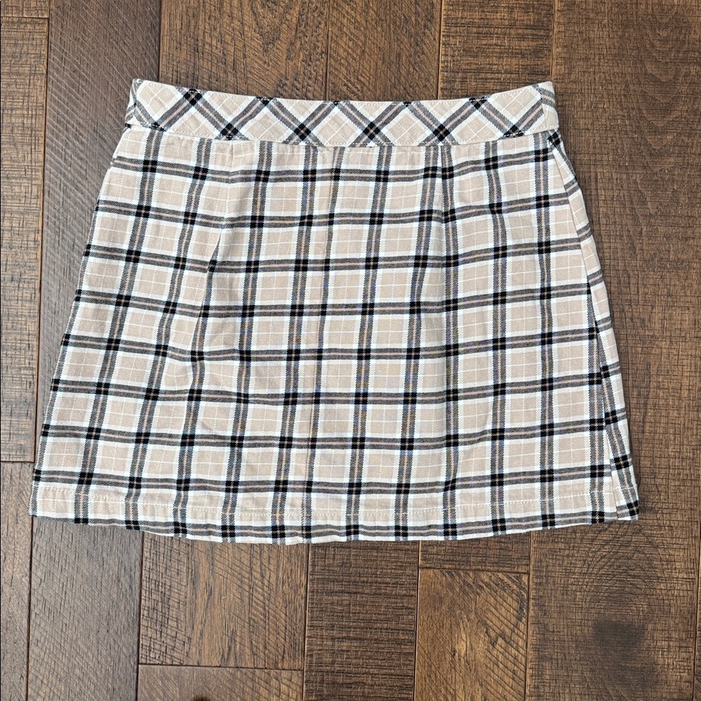H&M Plaid Mini Skirt in Beige Tan Black - Picture 7 of 7